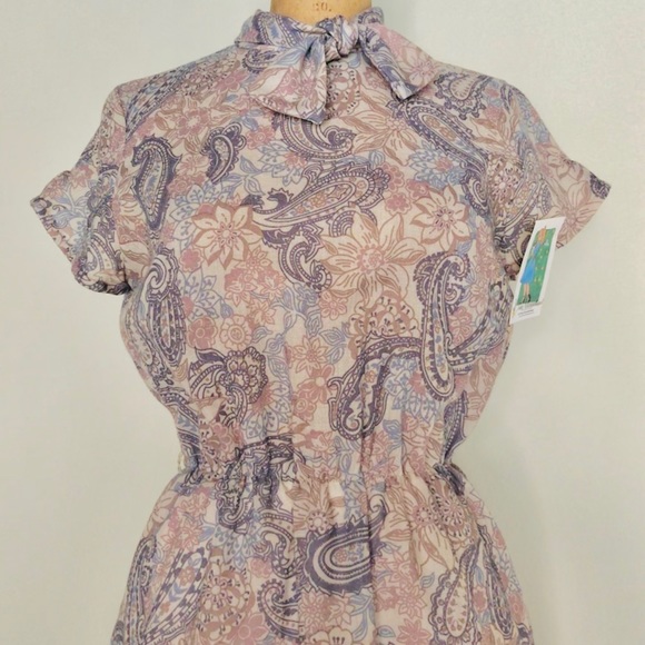 Bleeker Street Vintage Paisley Dress - Picture 6 of 6